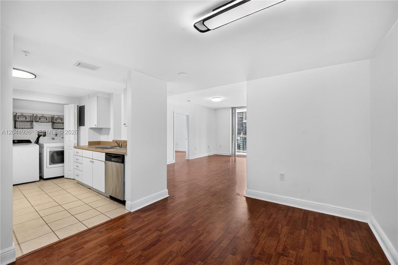 1250 S Miami Ave, Unit 2004, Miami, FL 33130 Photo