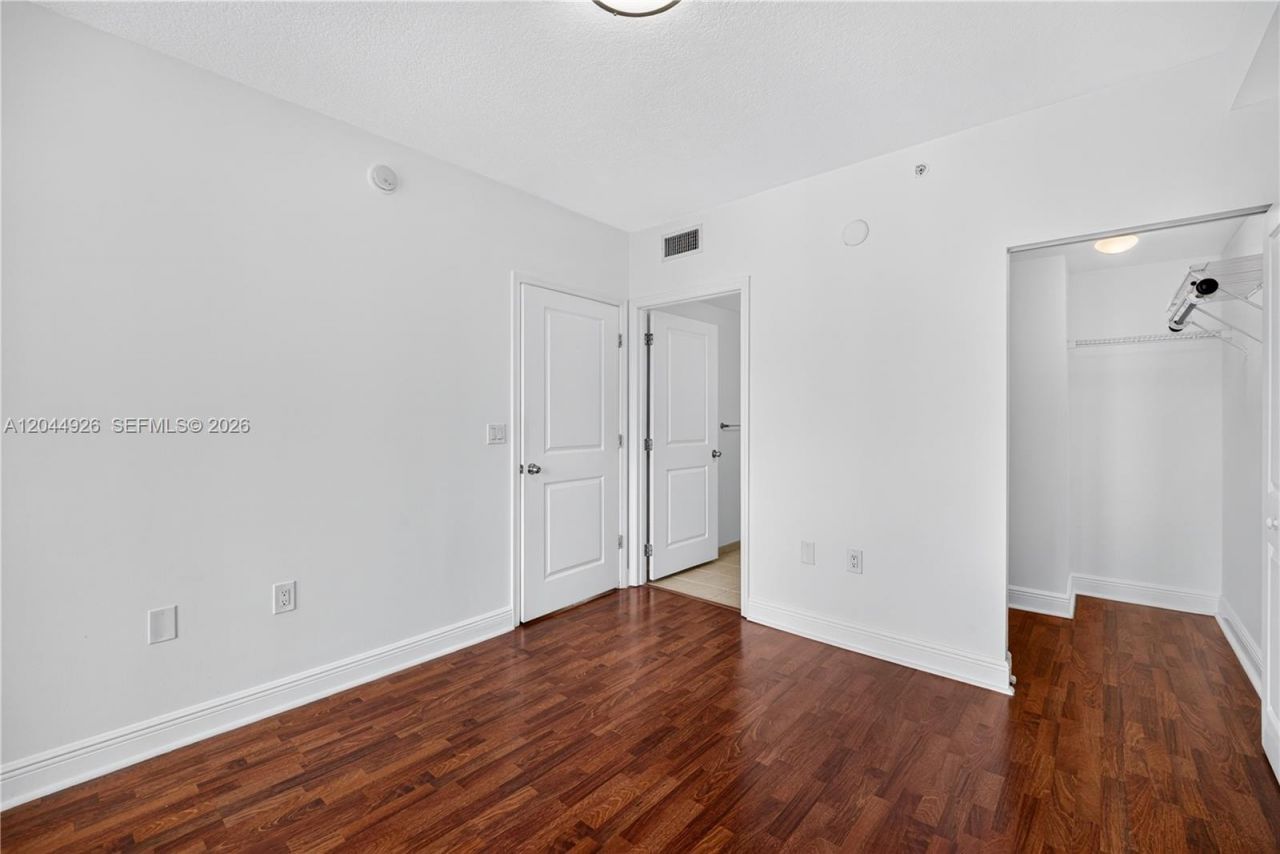 1250 S Miami Ave, Unit 2004, Miami, FL 33130 Photo