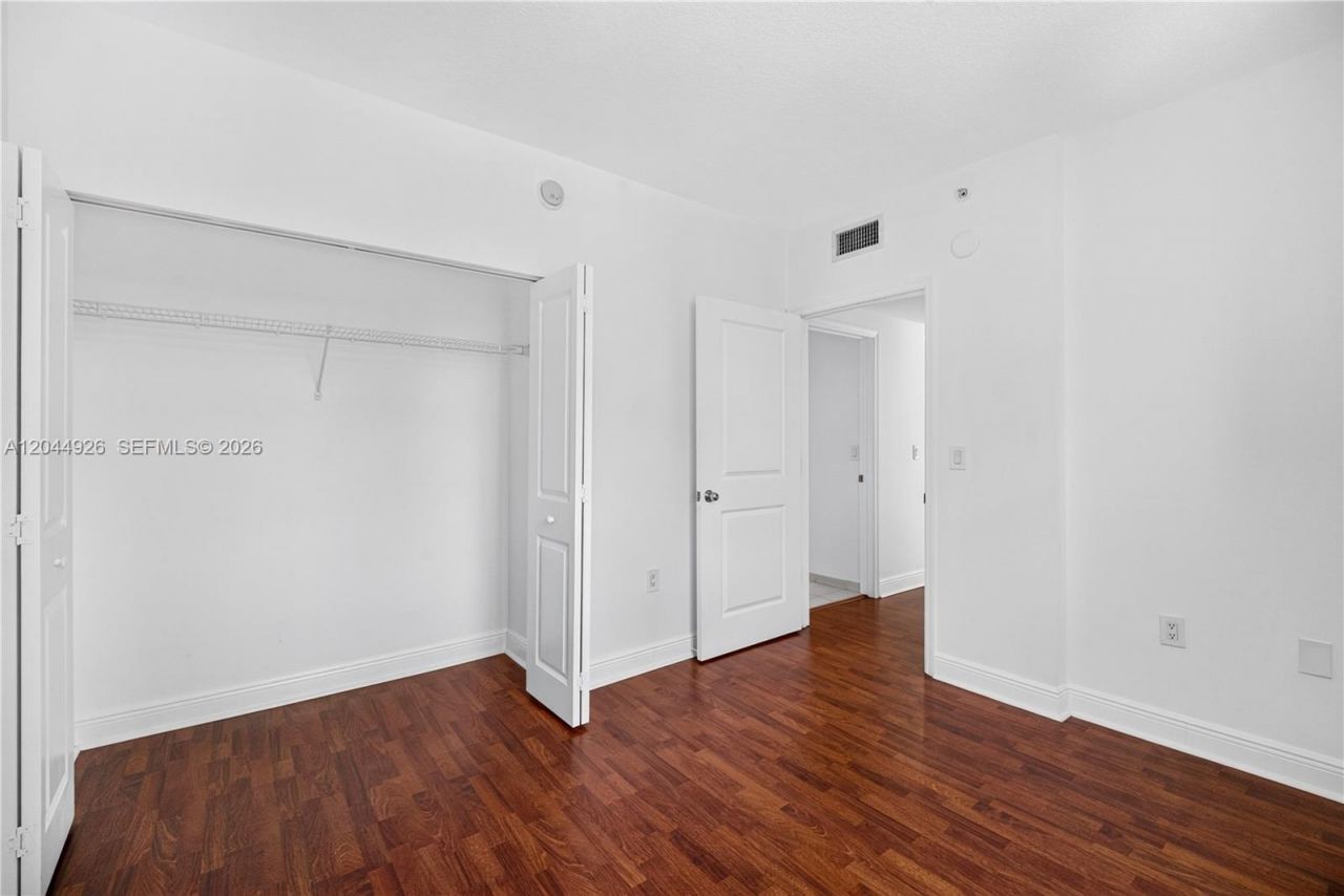 1250 S Miami Ave, Unit 2004, Miami, FL 33130 Photo