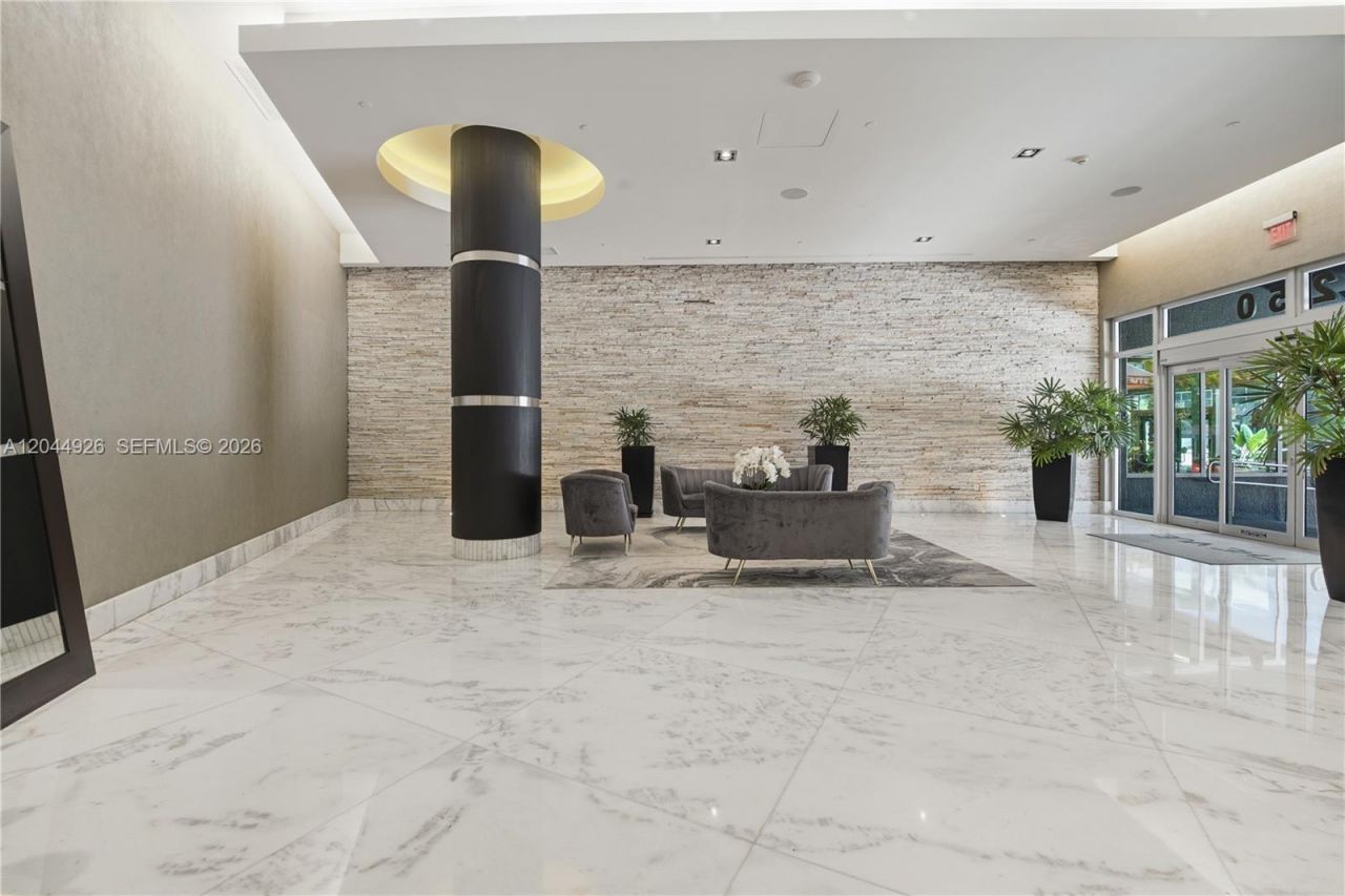 1250 S Miami Ave, Unit 2004, Miami, FL 33130 Photo
