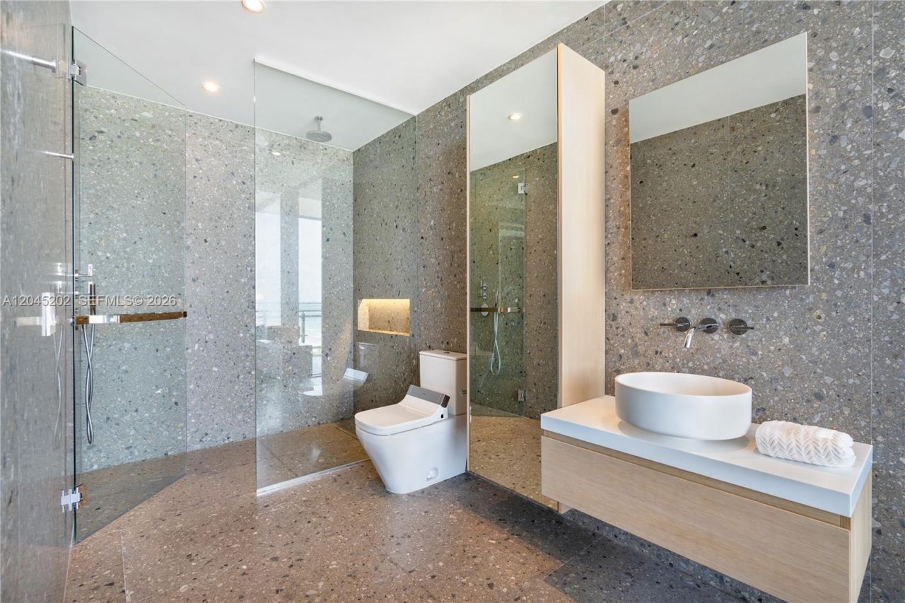 8701 Collins Ave , Unit 1103, Miami Beach, FL 33154 Photo