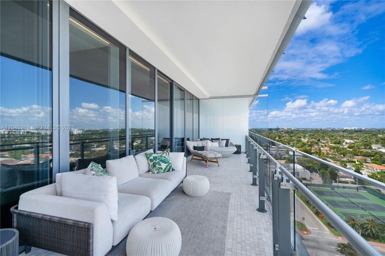 8701 Collins Ave , Unit 1103, Miami Beach, FL 33154 Photo