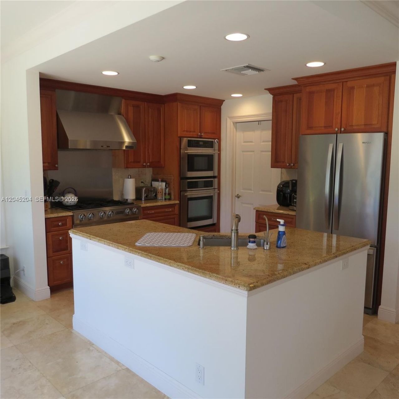 404 S Beach Rd , Unit 404, Jupiter Island, FL 33455 Photo