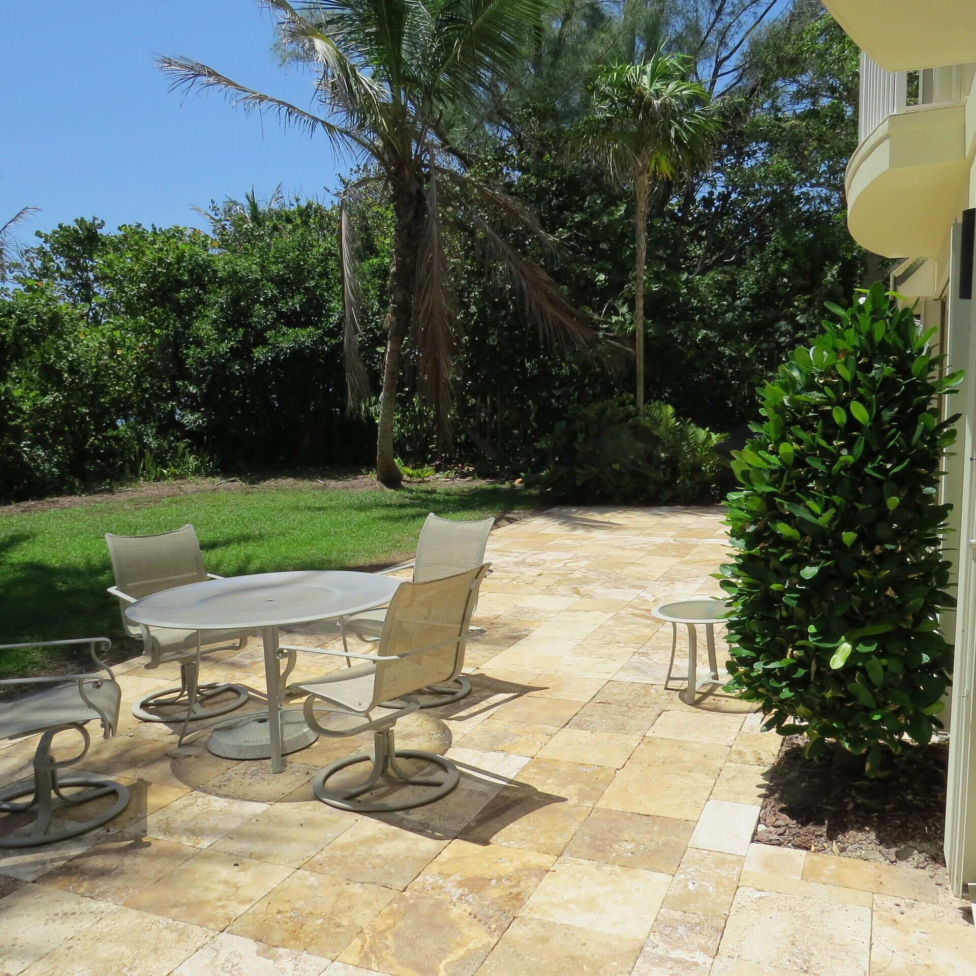 404 S Beach Rd , Unit 404, Jupiter Island, FL 33455 Photo