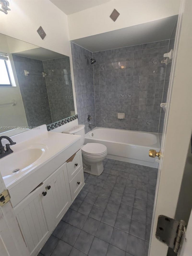12335 SW 193rd St , Unit 12335, Miami, FL 33177 Photo