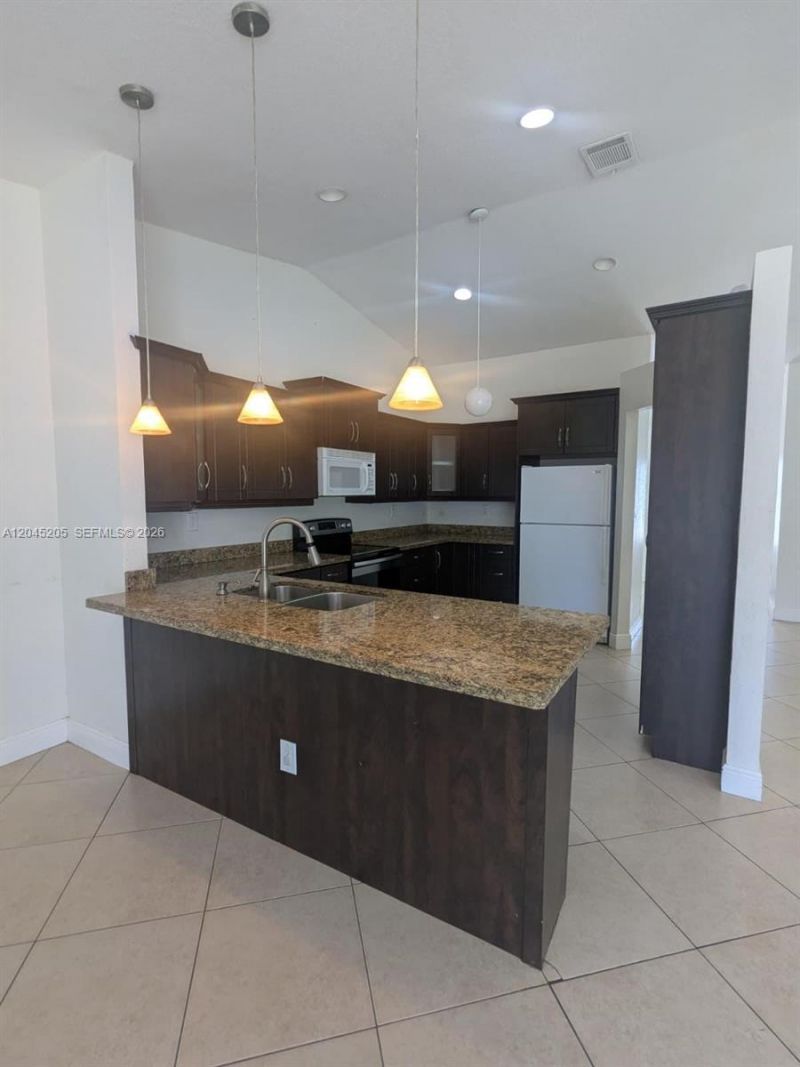 12335 SW 193rd St , Unit 12335, Miami, FL 33177 Photo
