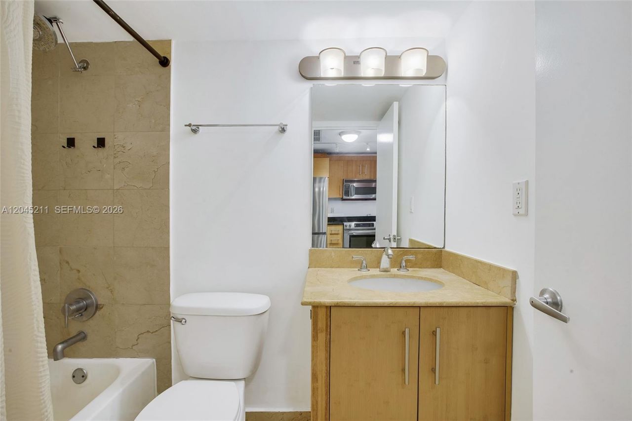 10275 Collins Ave , Unit 201, Bal Harbour, FL 33154 Photo