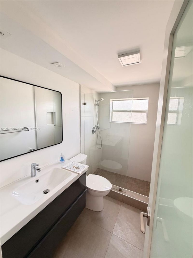 360 Meridian Ave, Unit 4A, Miami Beach, FL 33139 Photo