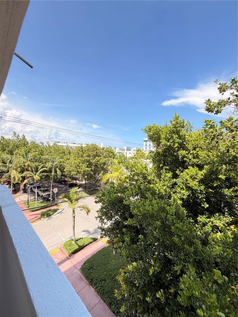 360 Meridian Ave, Unit 4A, Miami Beach, FL 33139 Photo