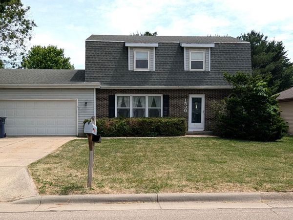 1530 Meadowlark Drive, Janesville, WI 53546