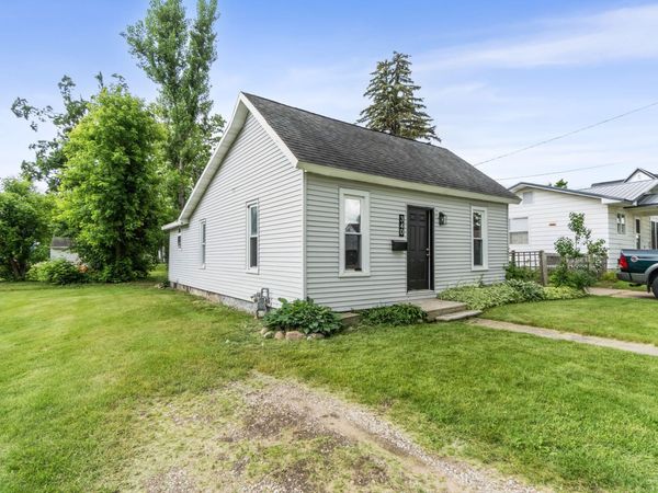 340 E 2nd Street, Gaylord, MI 49735