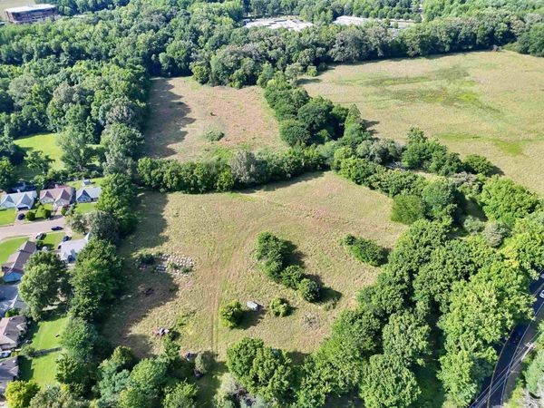 7094 DEXTER RD, Cordova, TN 38018