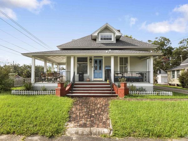 823 E Jackson St, Pensacola, FL 32501