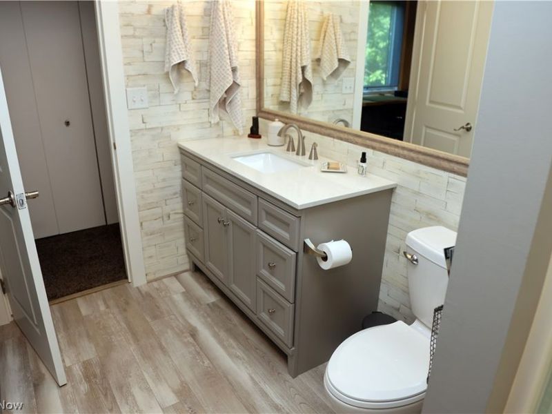 636 Hampton Ridge Drive , Akron, OH 44313 Photo 24