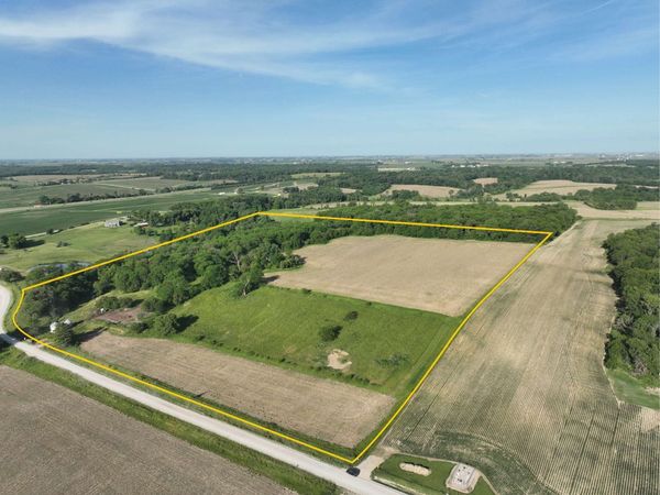 2015 Atalissa Rd. , Atalissa, IA 52720