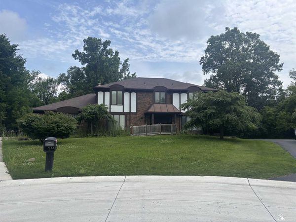 31180 N Park Drive, Farmington, MI 48331