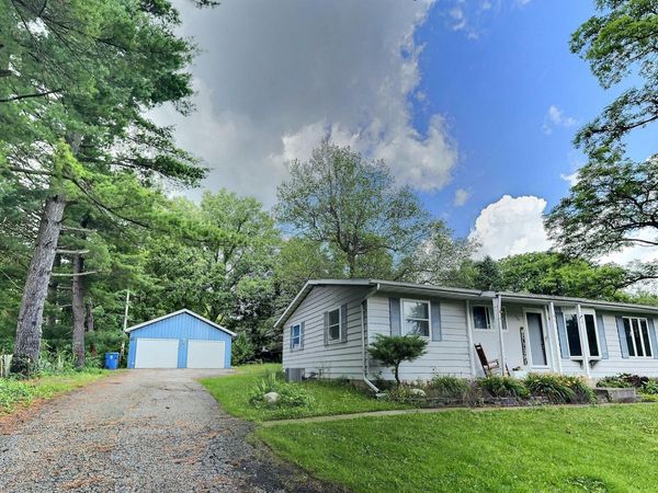 200 Donovan Drive , Valparaiso, IN 46385