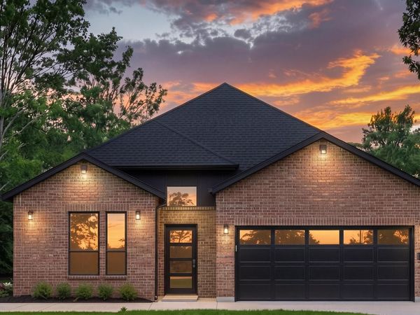 2708 SIERRA CHICAS LN, Seguin, TX 78155