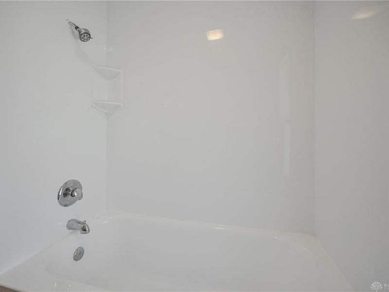 121 Hitt Street, Urbana, OH 43078 Photo 8