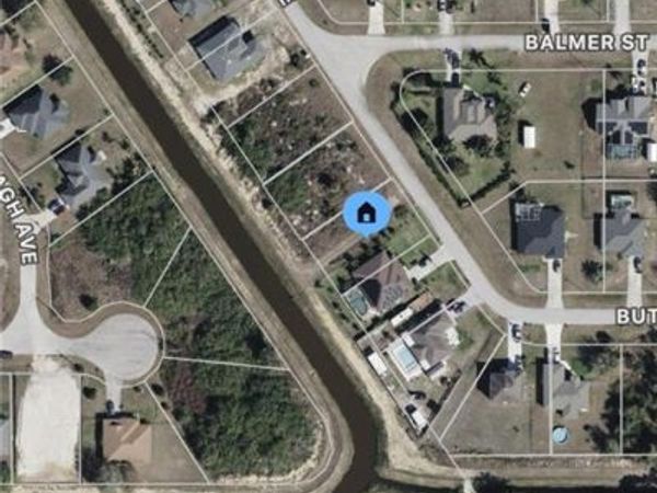 1005 Cedartree AVE , LEHIGH ACRES, FL 33971