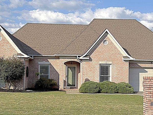 2328 Duncansby Drive, Decatur, AL 35603
