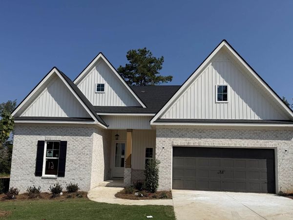16 Belle Park Lane SW, Huntsville, AL 35803