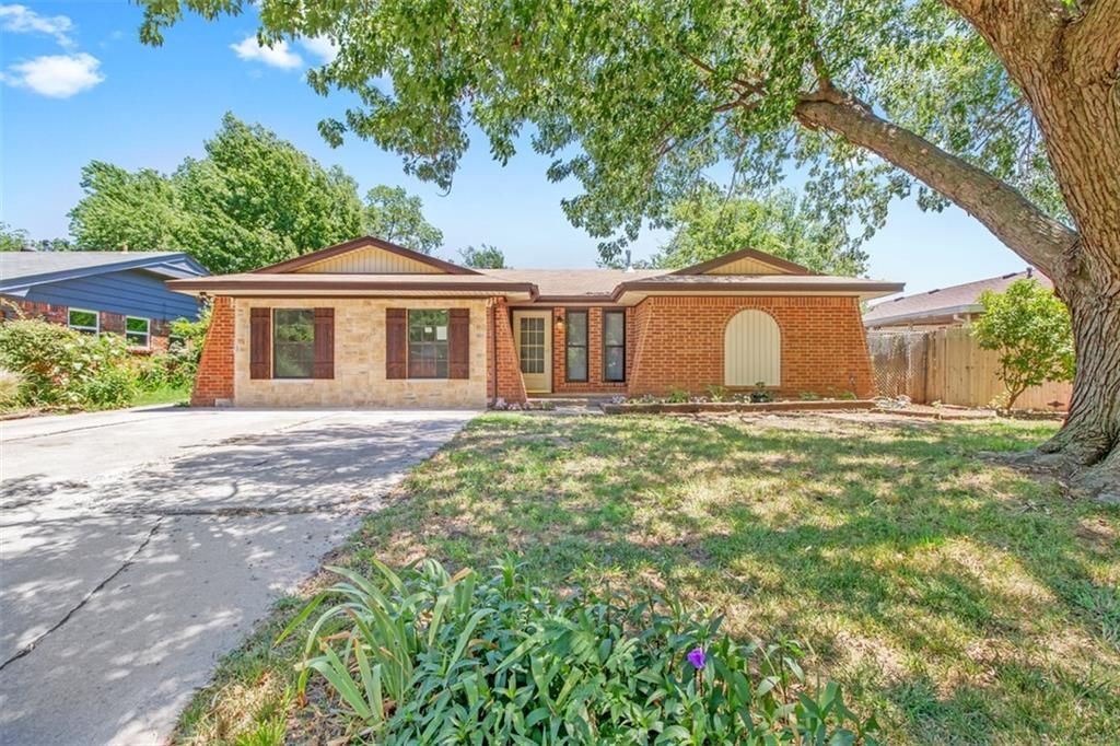 1037 Mobile Circle, Norman, OK 73071 Main Photo