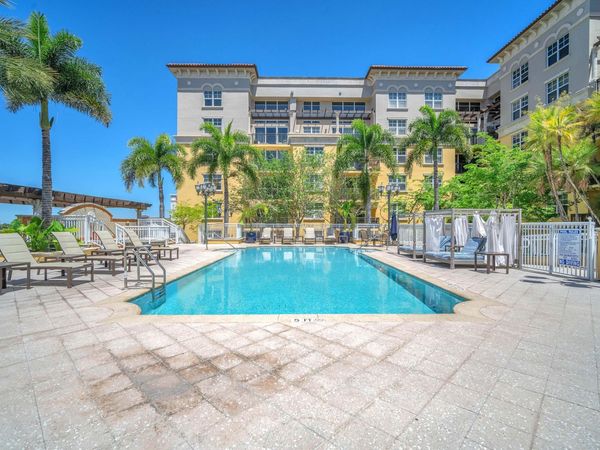 101 Plaza Real S, Unit 829, Boca Raton, FL 33432