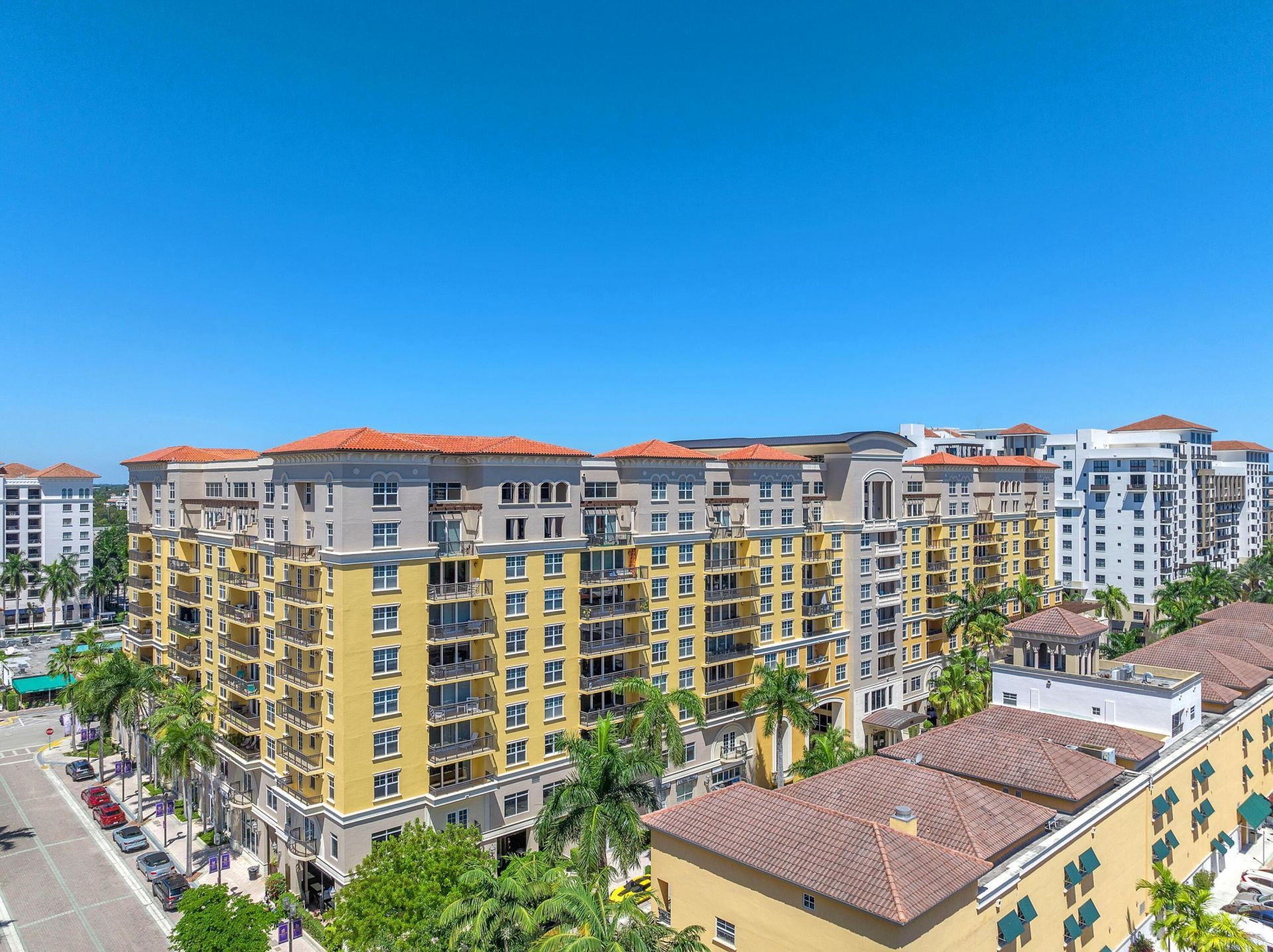 101 Plaza Real S, Unit 829, Boca Raton, FL 33432 Photo