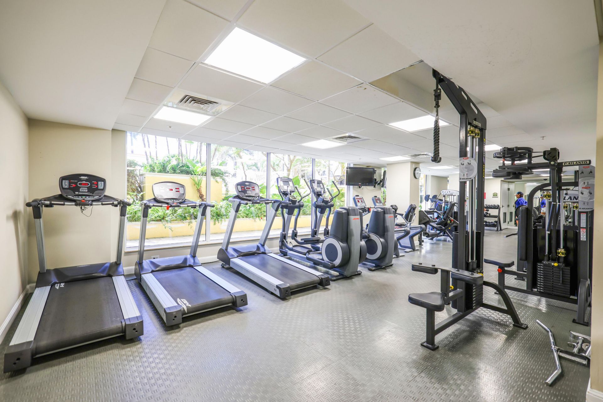 101 Plaza Real S, Unit 829, Boca Raton, FL 33432 Photo