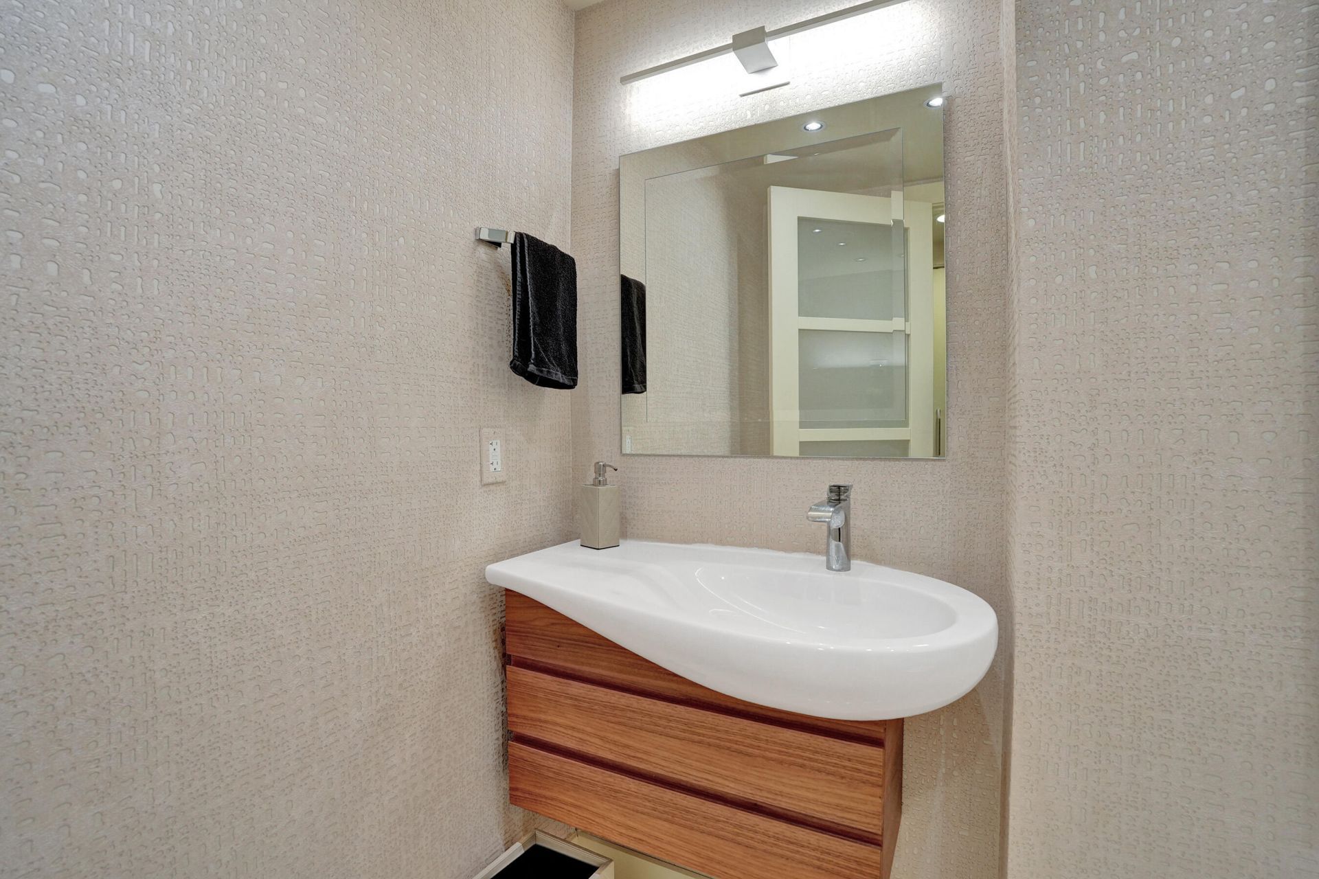 333 Las Olas Way, Unit 2906, Fort Lauderdale, FL 33301 Photo