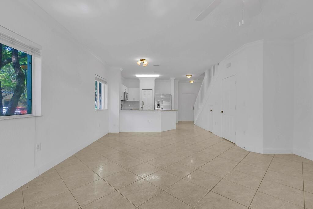5720 Tuscany Way, Tamarac, FL 33321 Photo