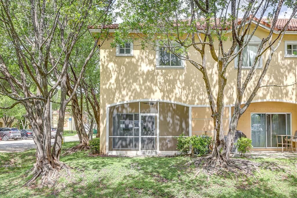 5720 Tuscany Way, Tamarac, FL 33321 Photo