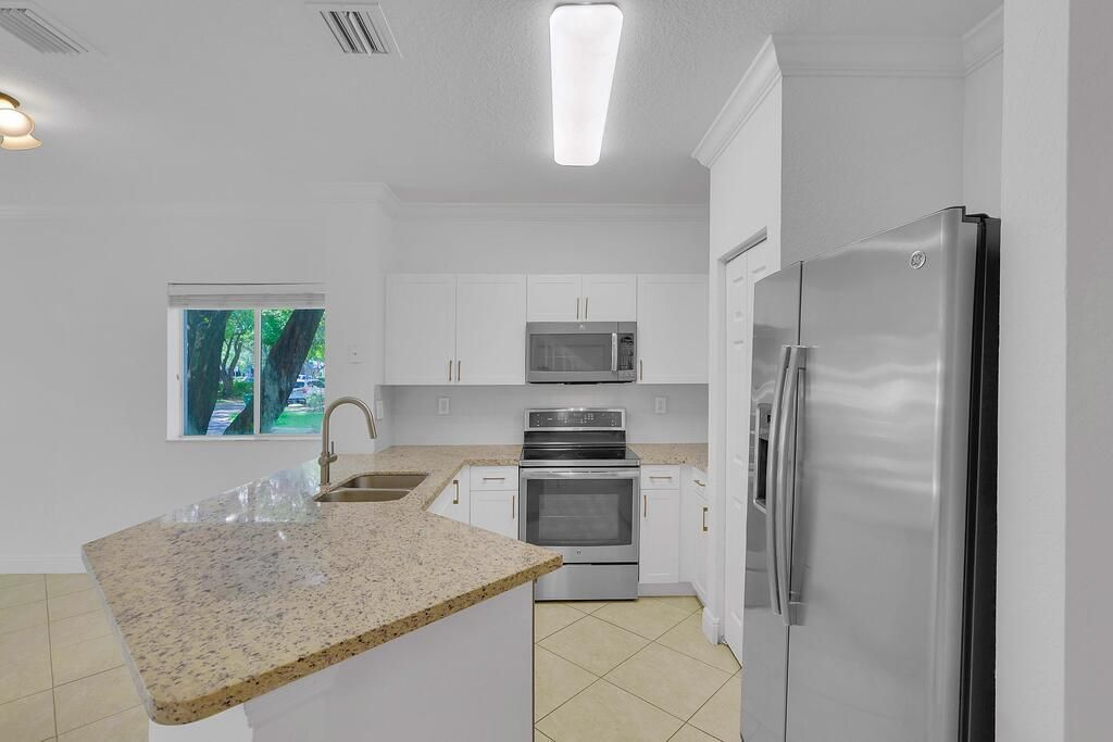 5720 Tuscany Way, Tamarac, FL 33321 Photo