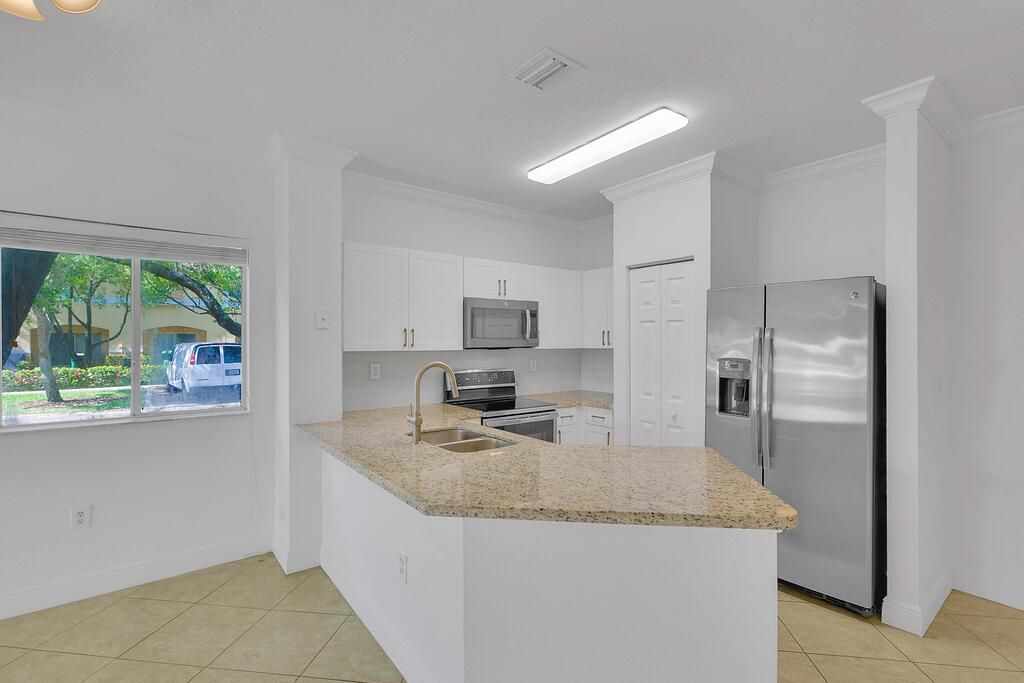5720 Tuscany Way, Tamarac, FL 33321 Photo