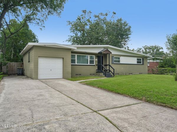 6549 LOU Drive S, Jacksonville, FL 32216