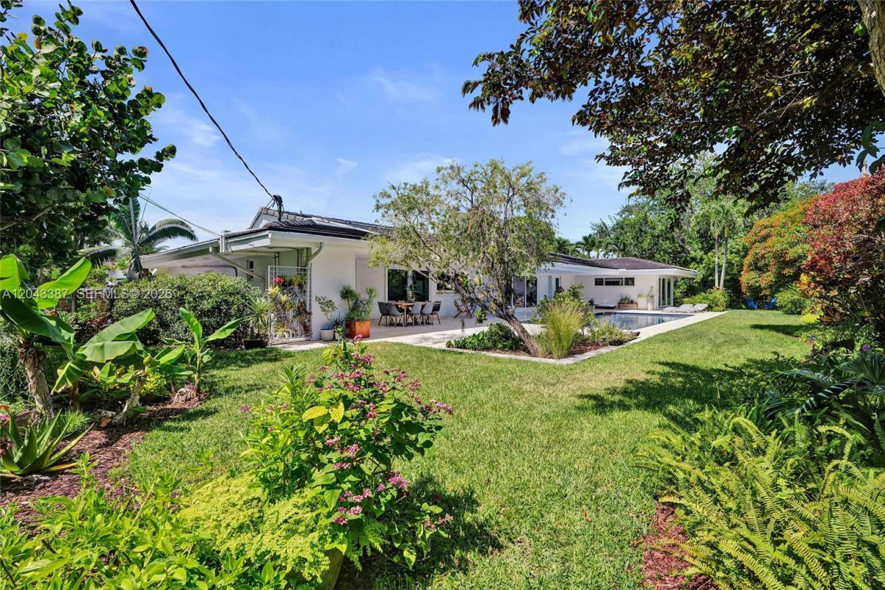 7820 SW 134th St , Pinecrest, FL 33156 Photo
