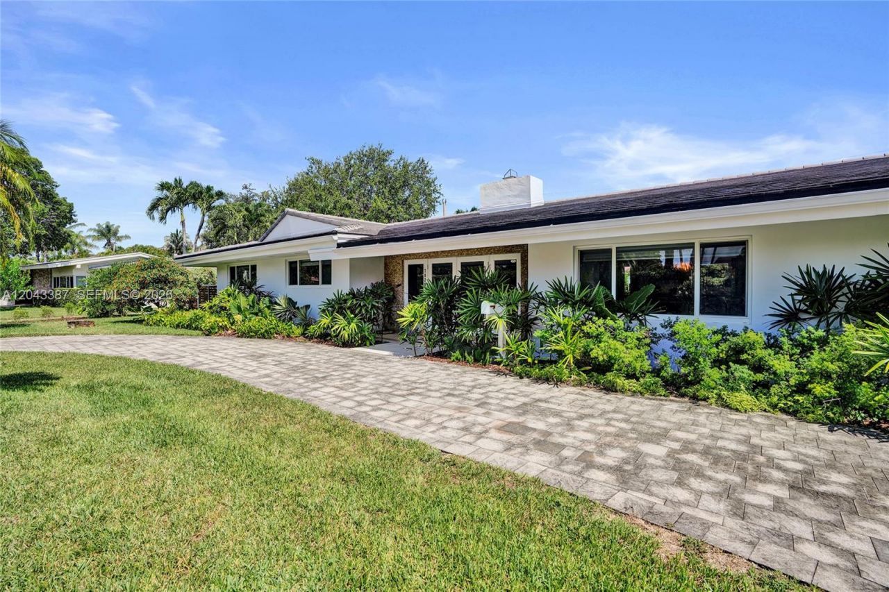 7820 SW 134th St , Pinecrest, FL 33156 Photo