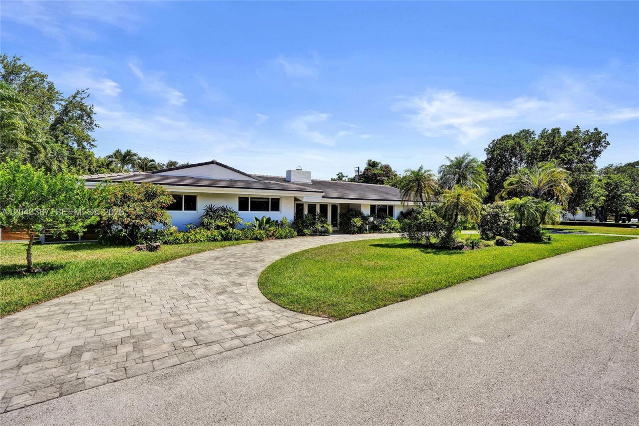 7820 SW 134th St , Pinecrest, FL 33156 Photo