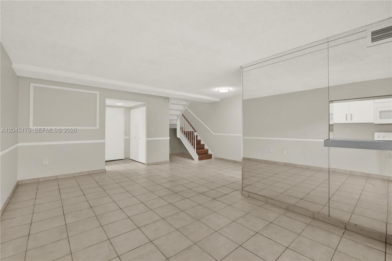 9390 W Flagler St, Unit 218F, Miami, FL 33174 Photo