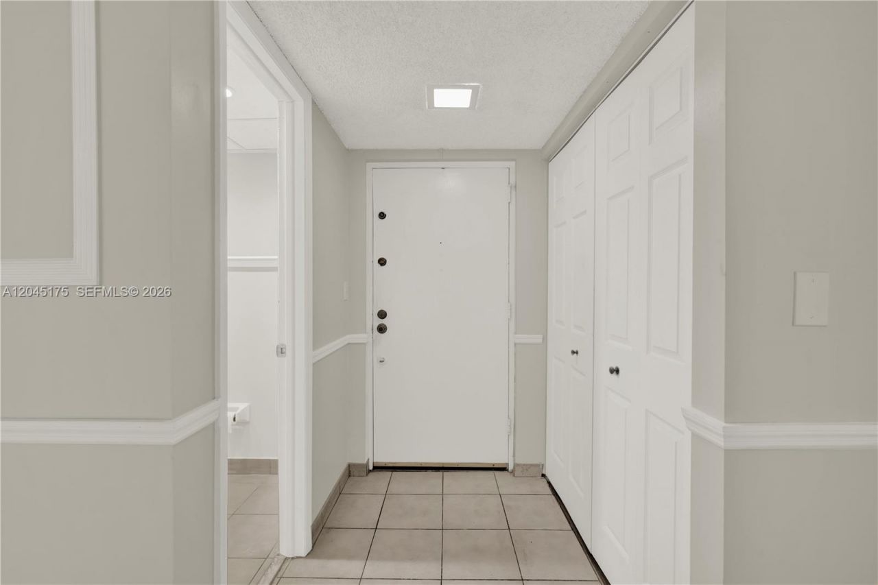 9390 W Flagler St, Unit 218F, Miami, FL 33174 Photo