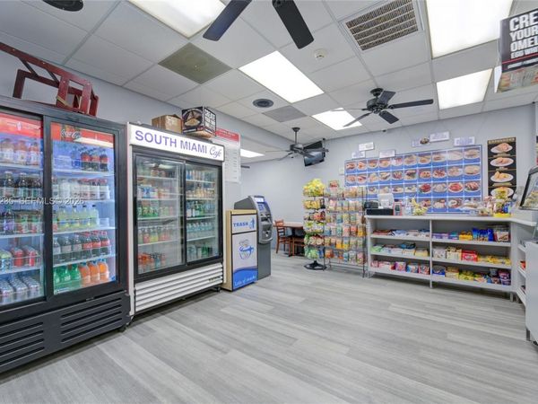CafÃ© For Sale In South Miami Area , South Miami, FL 33143