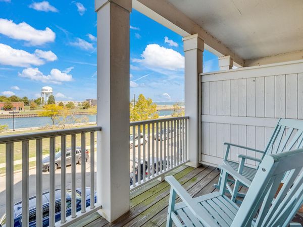 209 54th St, Unit 2A, Kenosha, WI 53140