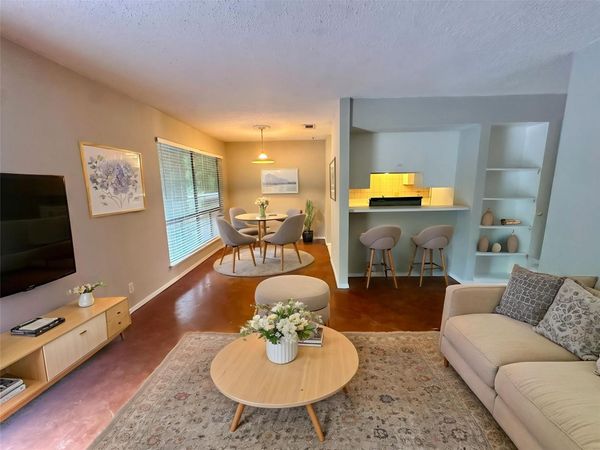 500 E Riverside DR, Unit 211, Austin, TX 78704