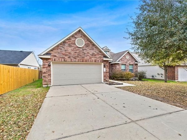 354 Camelia PKWY, Kyle, TX 78640