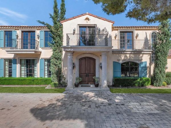 6032 E LINCOLN Drive, Paradise Valley, AZ 85253