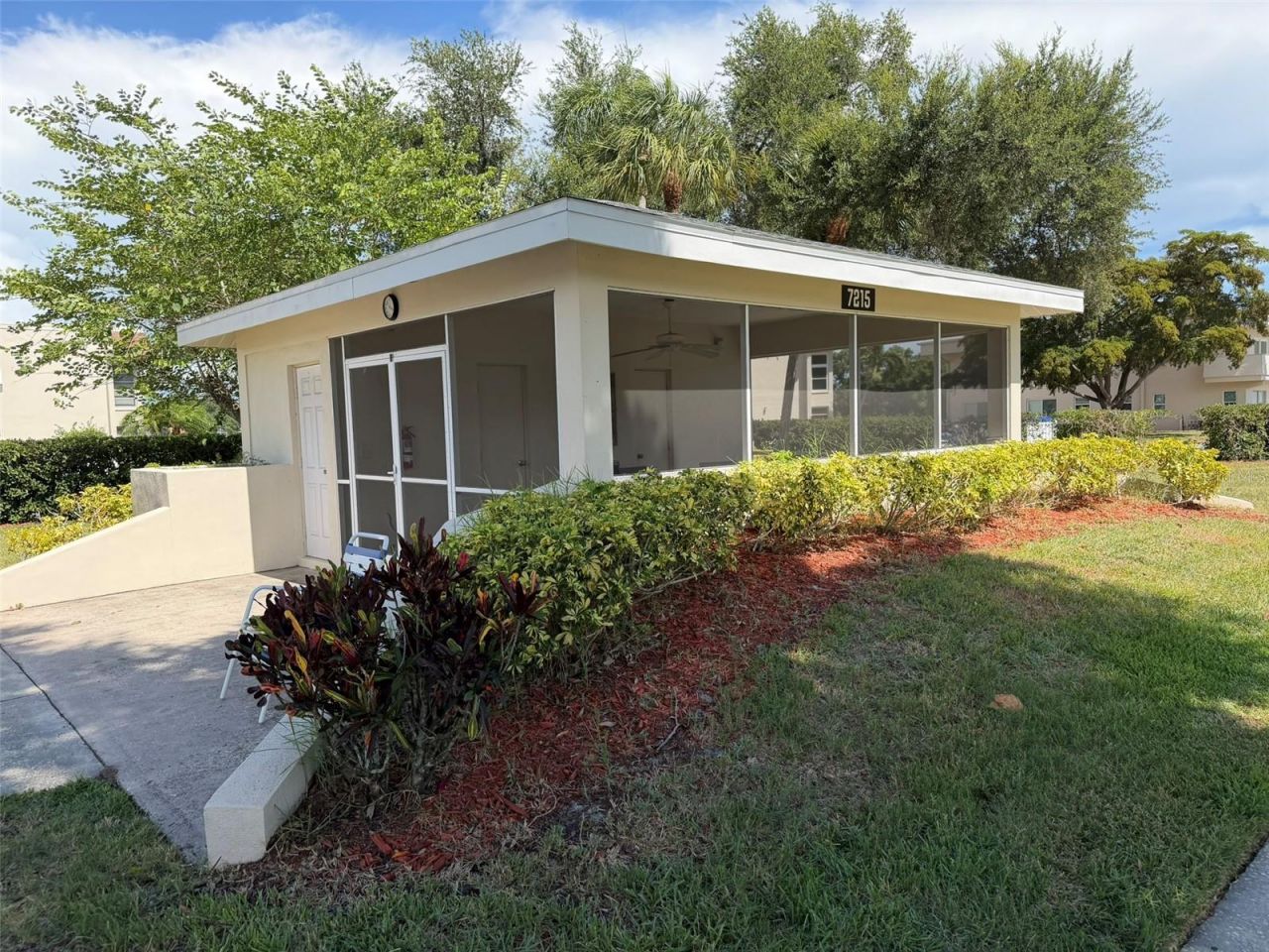 7153 W Country Club Dr N , Unit 145, Sarasota, FL 34243 Photo