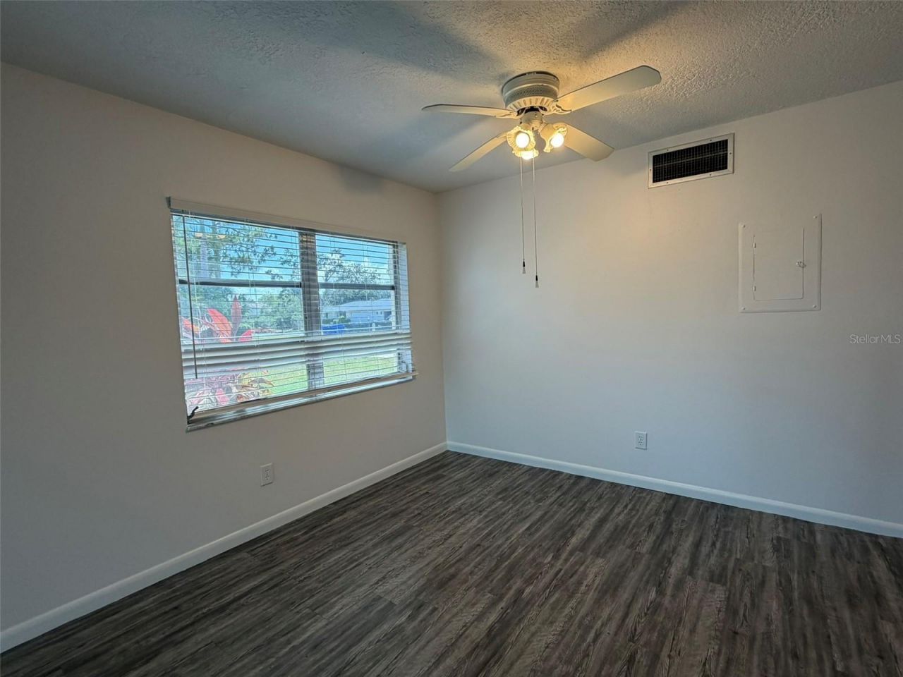 7153 W Country Club Dr N , Unit 145, Sarasota, FL 34243 Photo