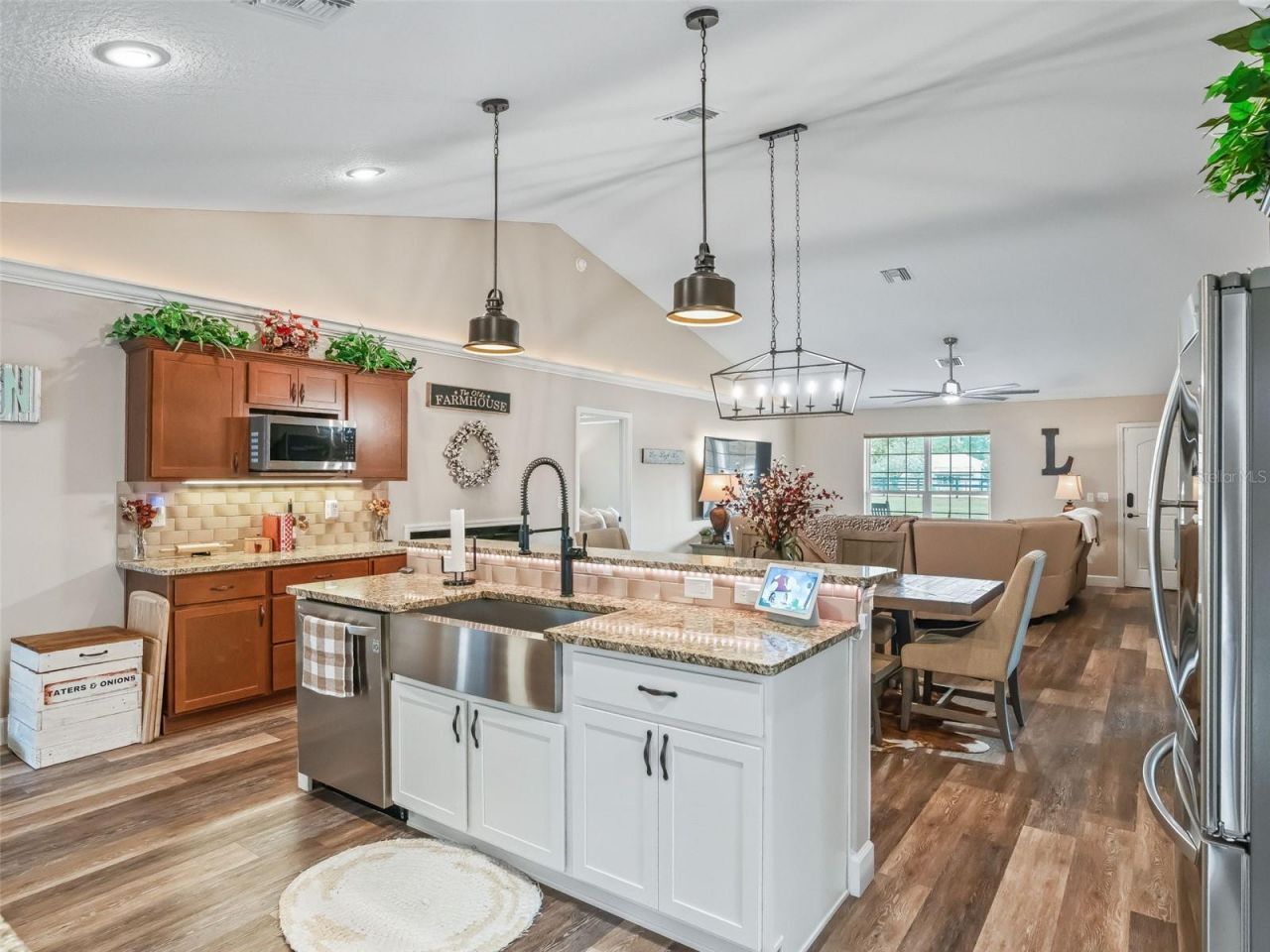 6570 SE 175th Court, Morriston, FL 32668 Photo
