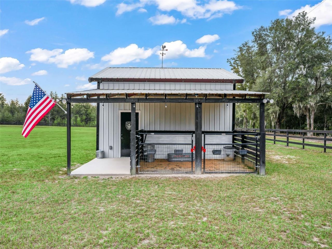 6570 SE 175th Court, Morriston, FL 32668 Photo